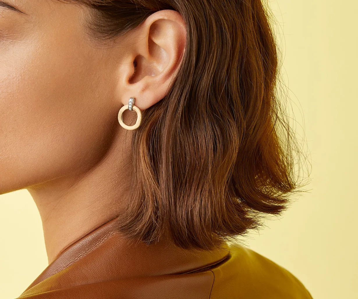 18K Yellow Gold Drop Earrings With Diamonds