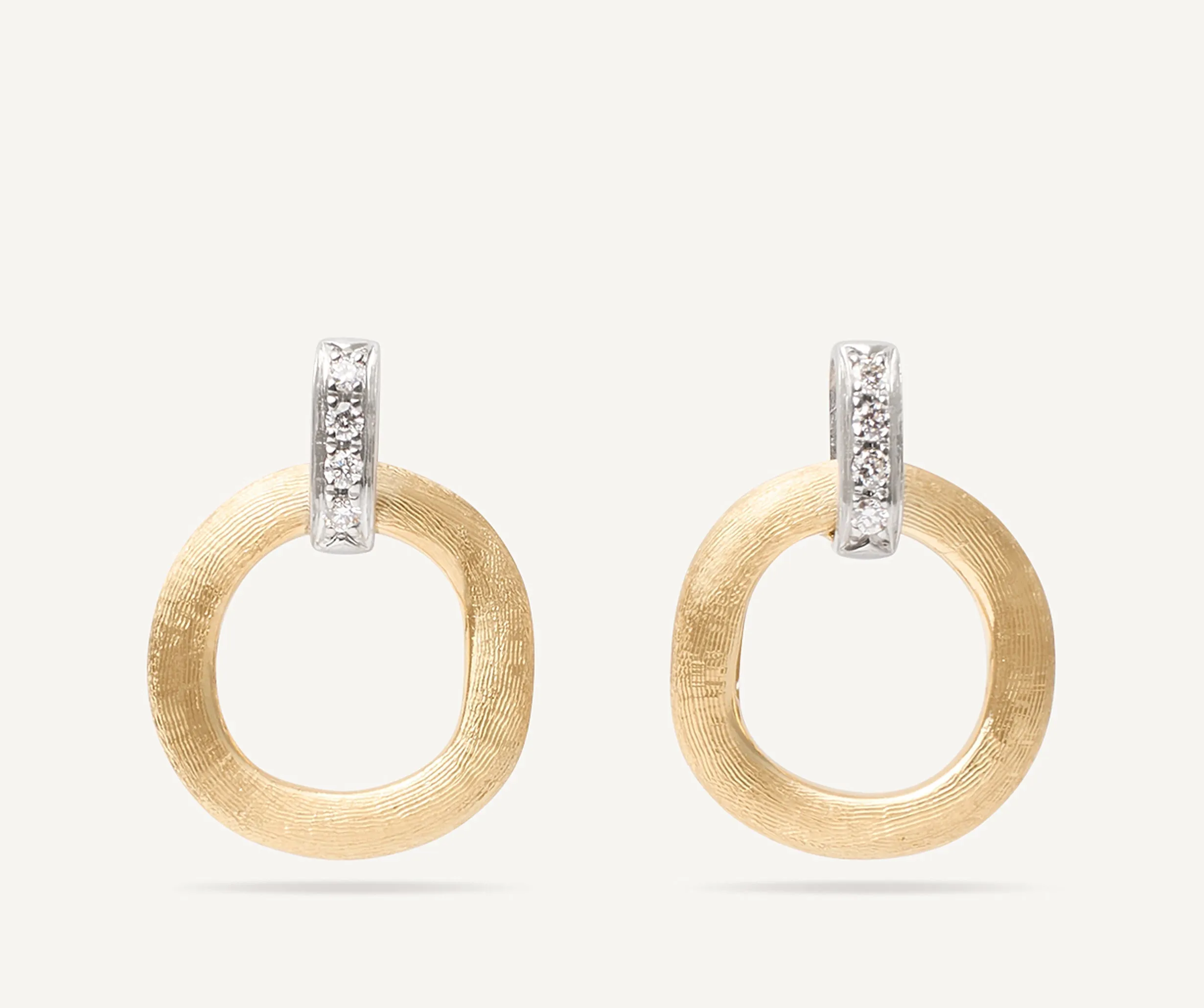 18K Yellow Gold Drop Earrings With Diamonds