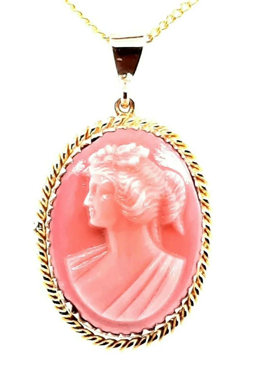 9ct Yellow Gold Plastic Portrait Cameo Pendant