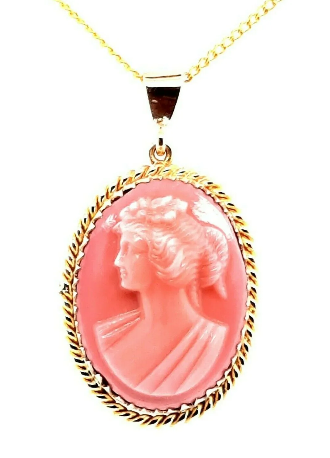 9ct Yellow Gold Plastic Portrait Cameo Pendant