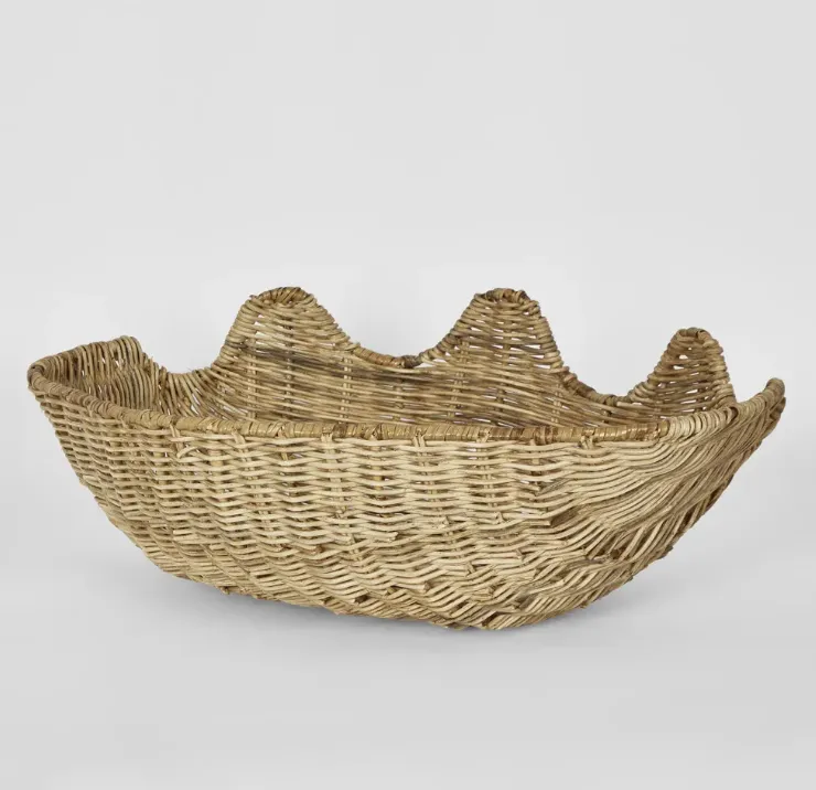 Clam Shell Rattan Large Natural