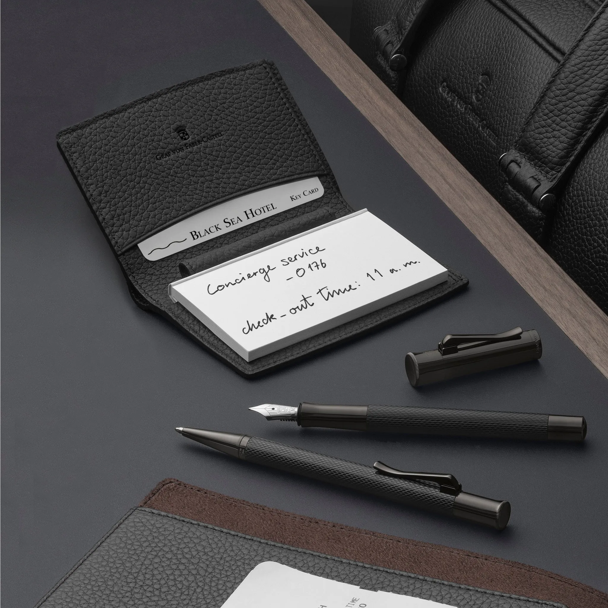 Fountain pen Guilloche Black Edition Medium - #145310