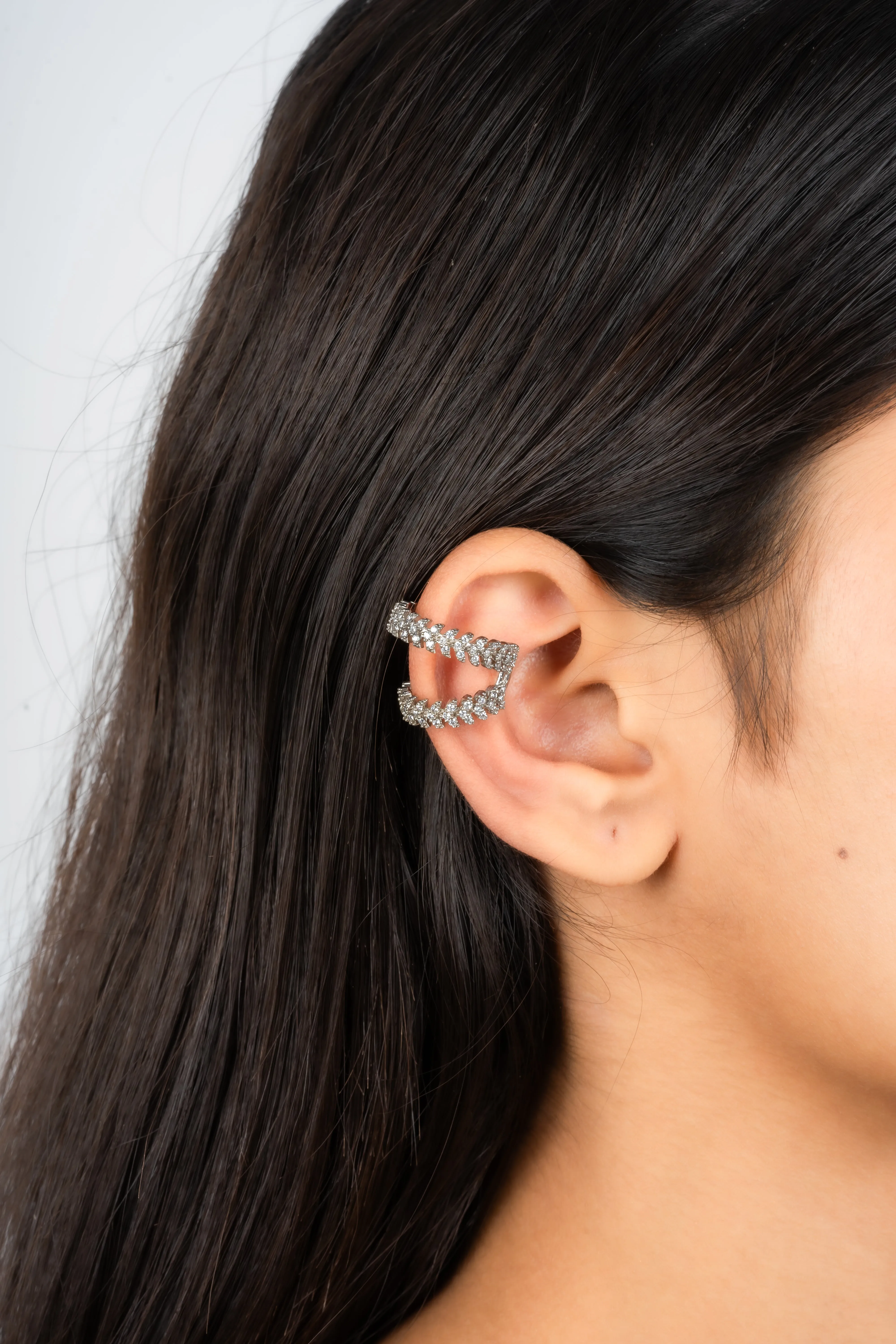 Intricate Leaf Silver White Gold Cuff Earring For Women