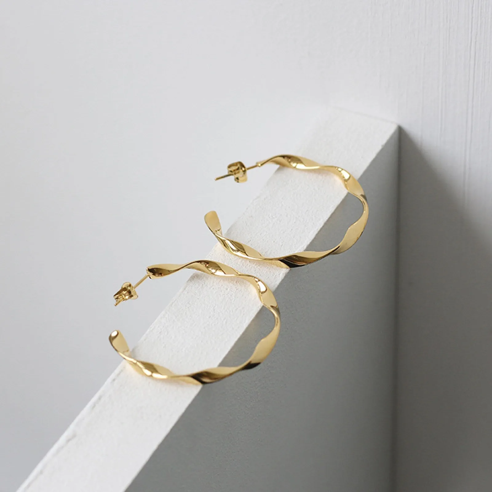 Large 40mm Curved Shape Hoop Earrings