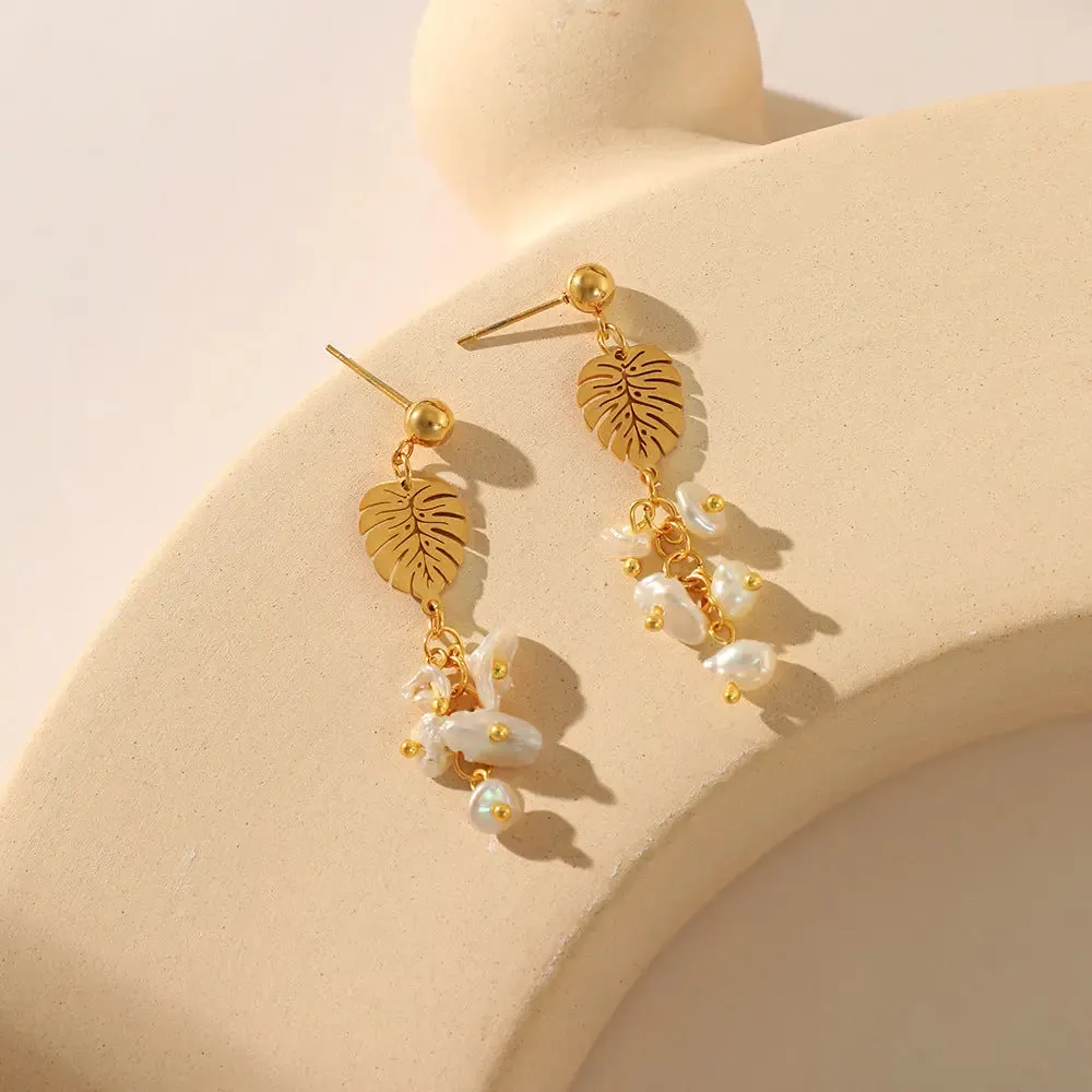 Leaf Pearl Gold Earrings