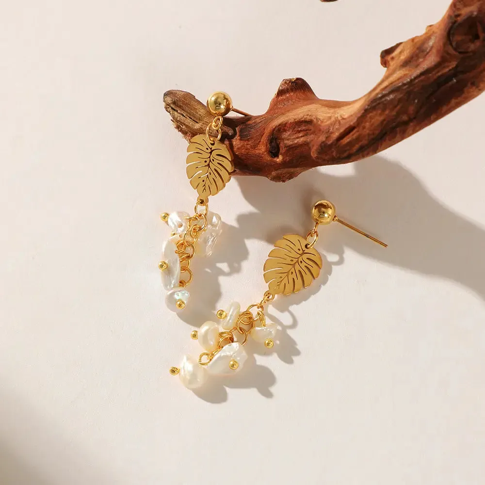 Leaf Pearl Gold Earrings
