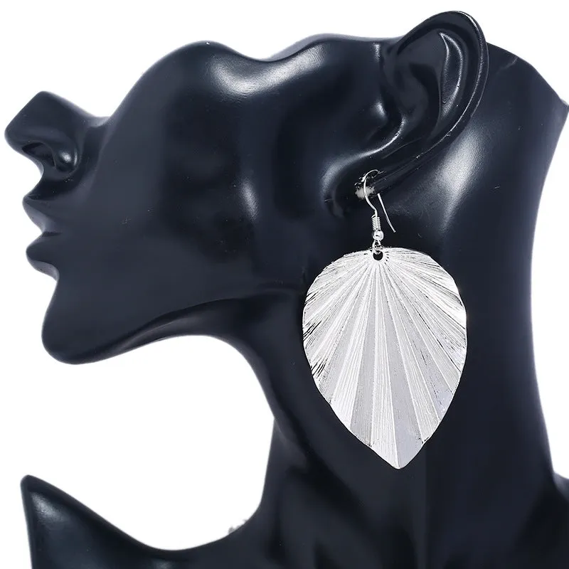 Lina Boho Leaf Dangle Earrings