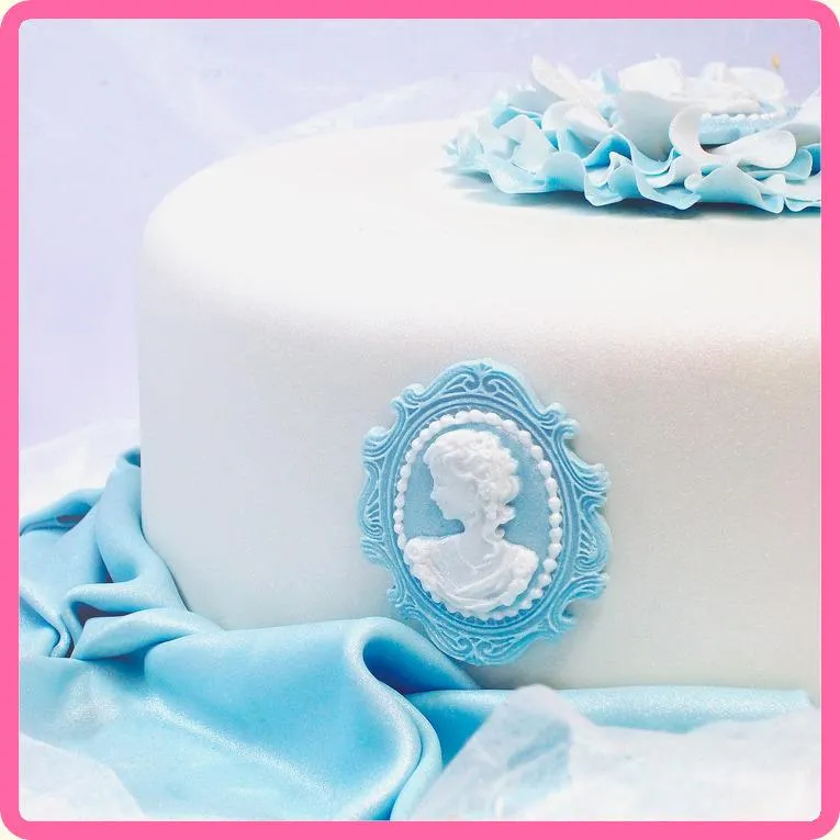 Oval Cameo & Oval Frame Silicone Mould