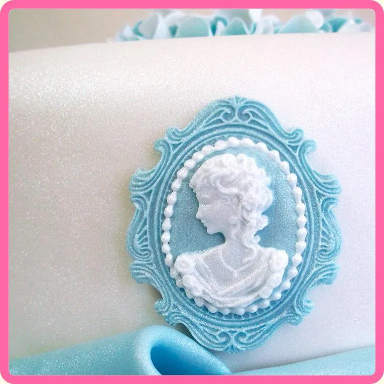 Oval Cameo & Oval Frame Silicone Mould