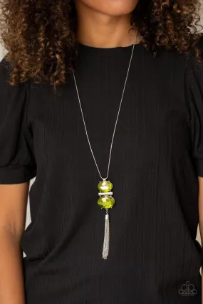 Paparazzi Necklace ~ Runway Rival - Green