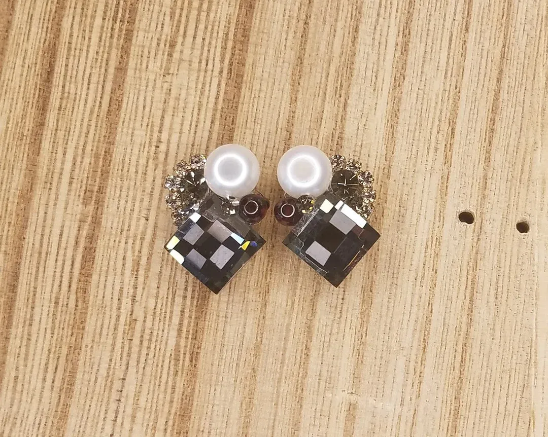 Pearl Cluster Earrings