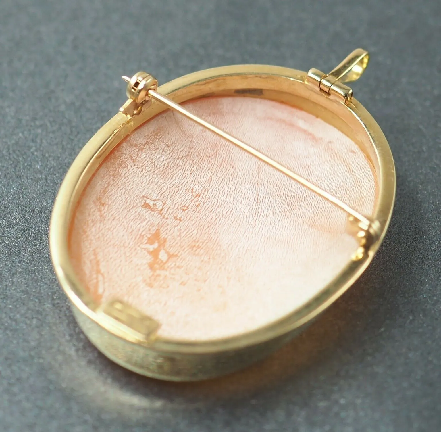 Shell Cameo 14ct Yellow Gold Brooch/Pendant