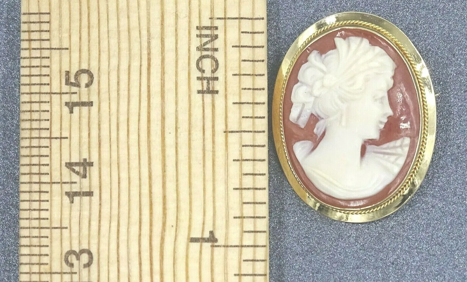 Shell Cameo 18ct Yellow Gold Brooch/Pendant