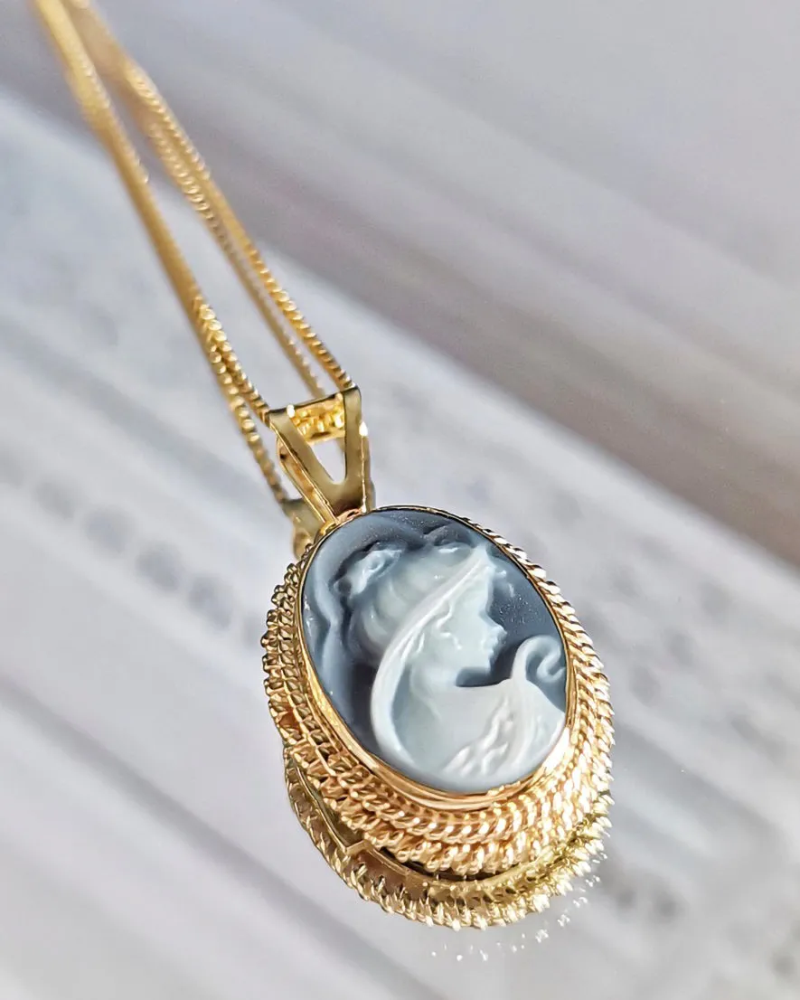 SOFIA NECKLACE - GOLD