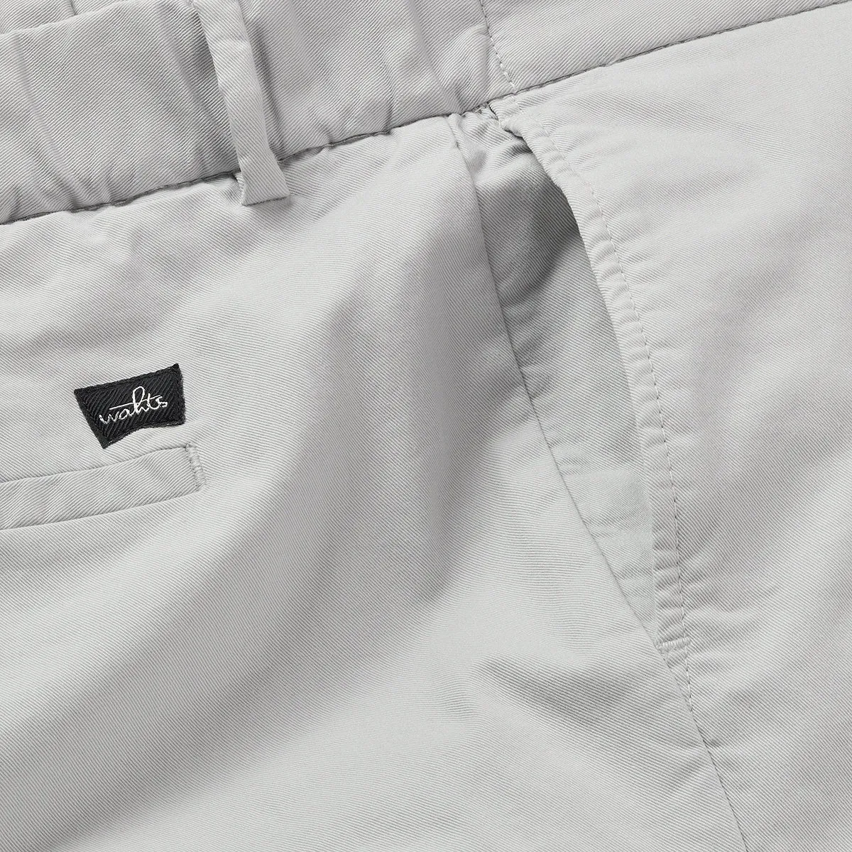 TOMAS | Chalk White