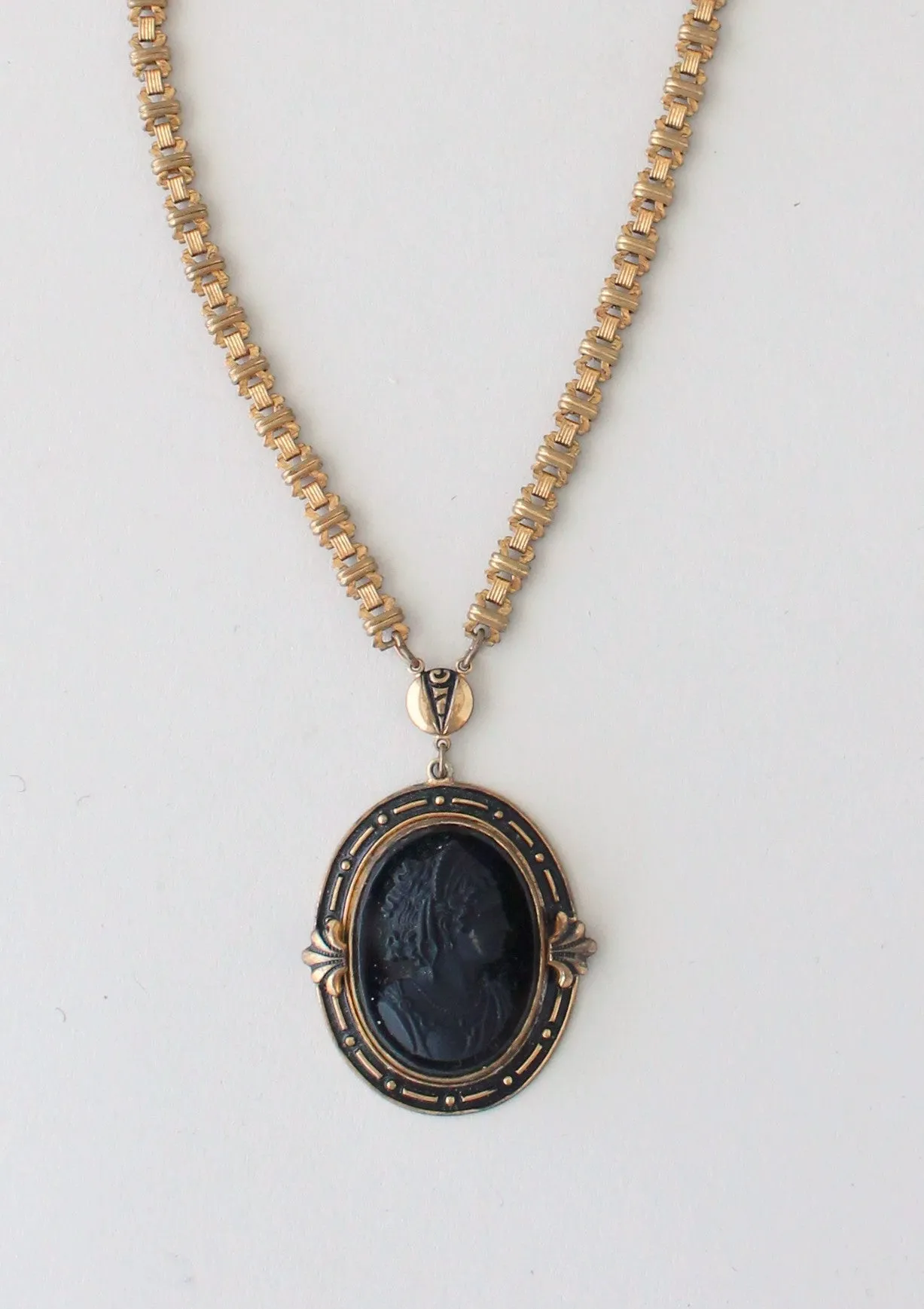 Vintage 1930s Victorian Revival Black Cameo Necklace