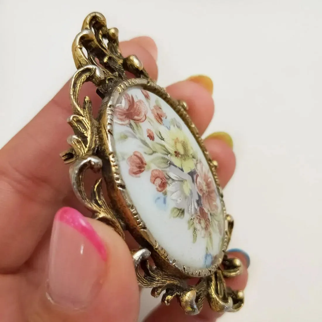 Vintage Painted Flowers Brooch Pendant