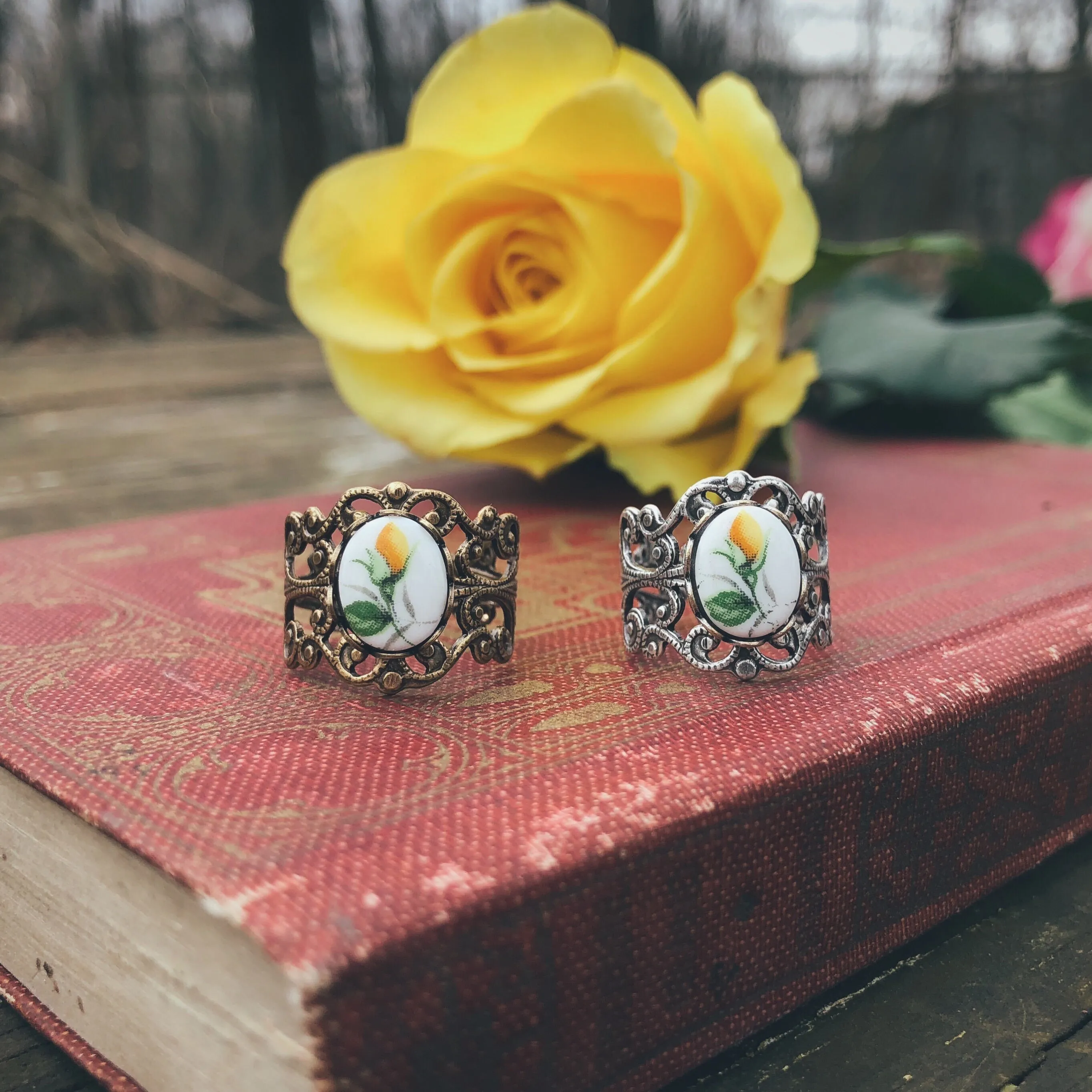 Vintage Rose Bud Cameo Ring